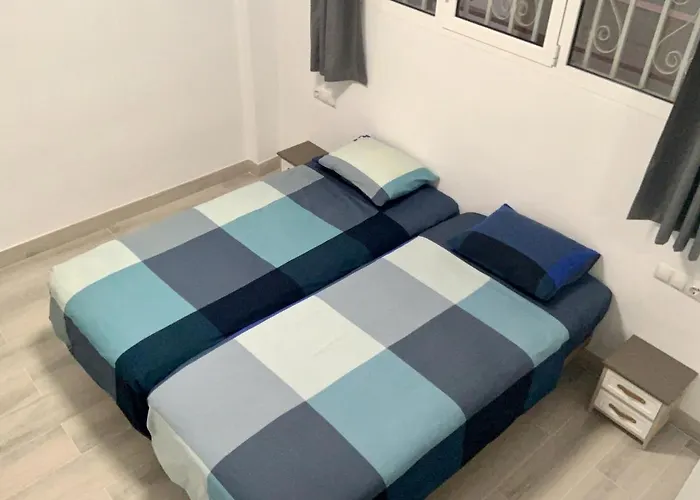 Апартаменты Calm, Cosy And Bright Renovated In Playa Del Ingles- Wifi Free Плайя-дель-Инглес