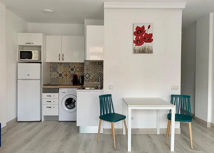 Calm, Cosy And Bright Renovated In Playa Del Ingles- Wifi Free Playa del Ingles (Gran Canaria)