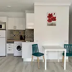 Calm, Cosy And Bright Renovated In Playa Del Ingles- Wifi Free Playa del Inglés