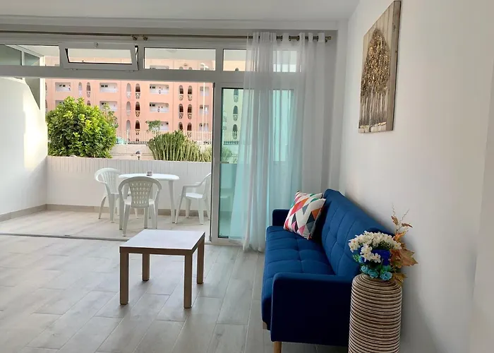 Calm, Cosy And Bright Renovated In Playa Del Ingles- Wifi Free * Playa del Inglés